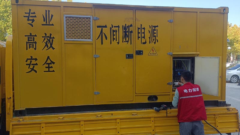 宁波柴油发电机组和UPS电源配合使用时，如何避免切换过程中的电力中断？